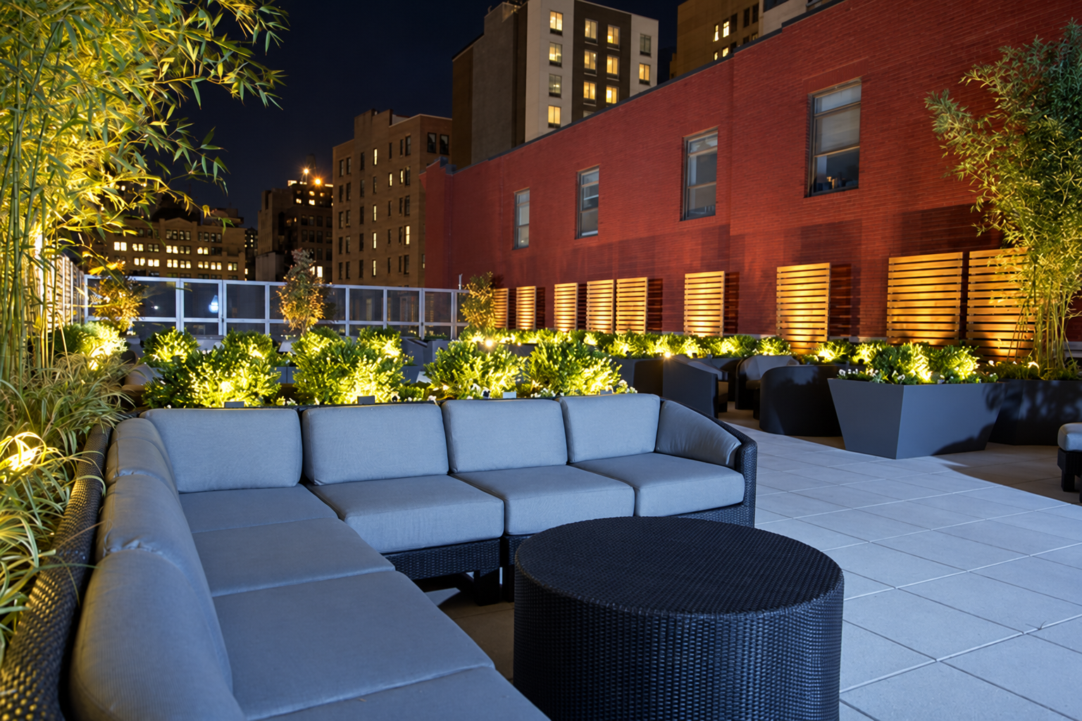 Courtyard lounge lighting